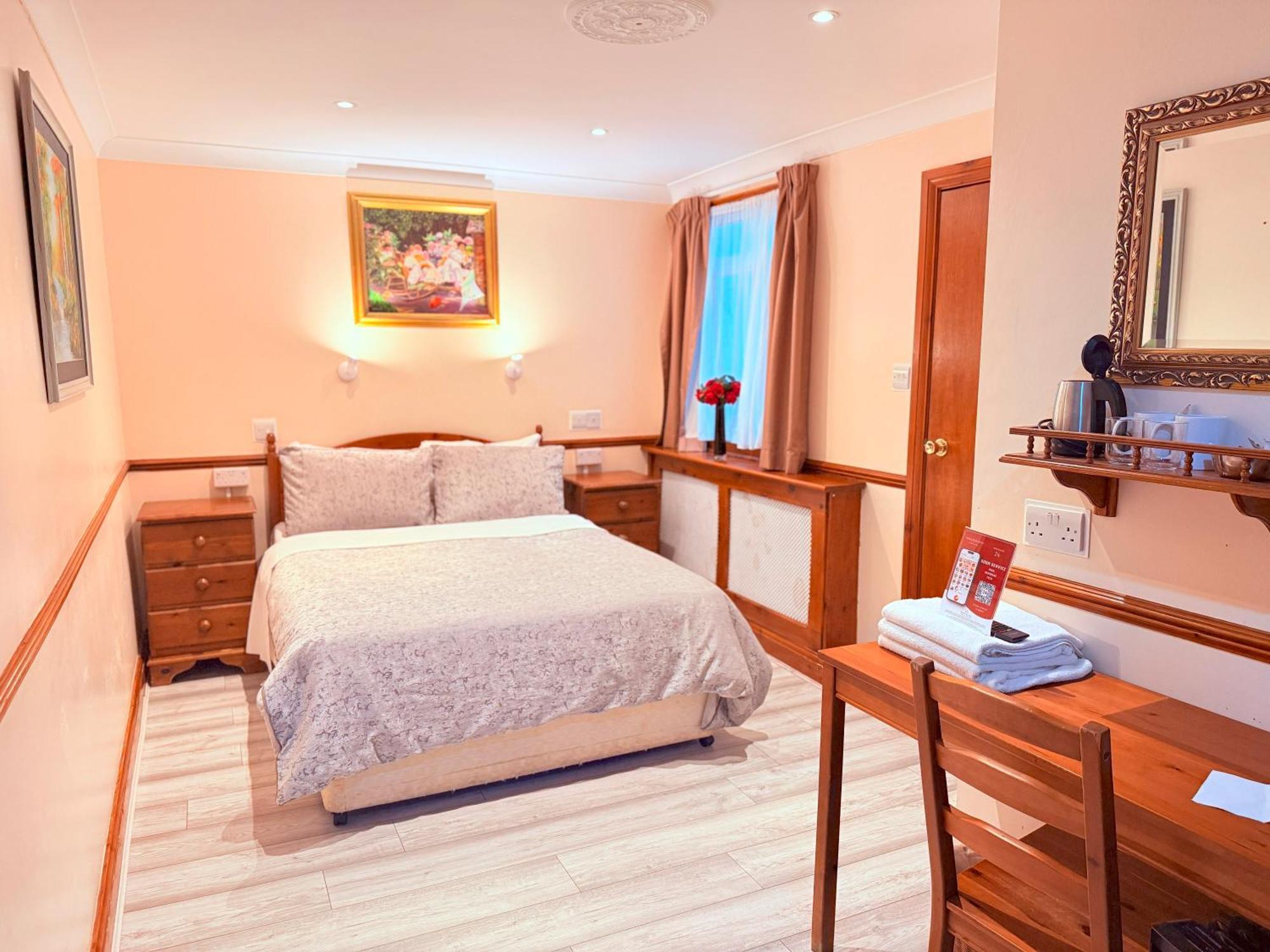 Europa House Hotel, London Paddington Екстер'єр фото