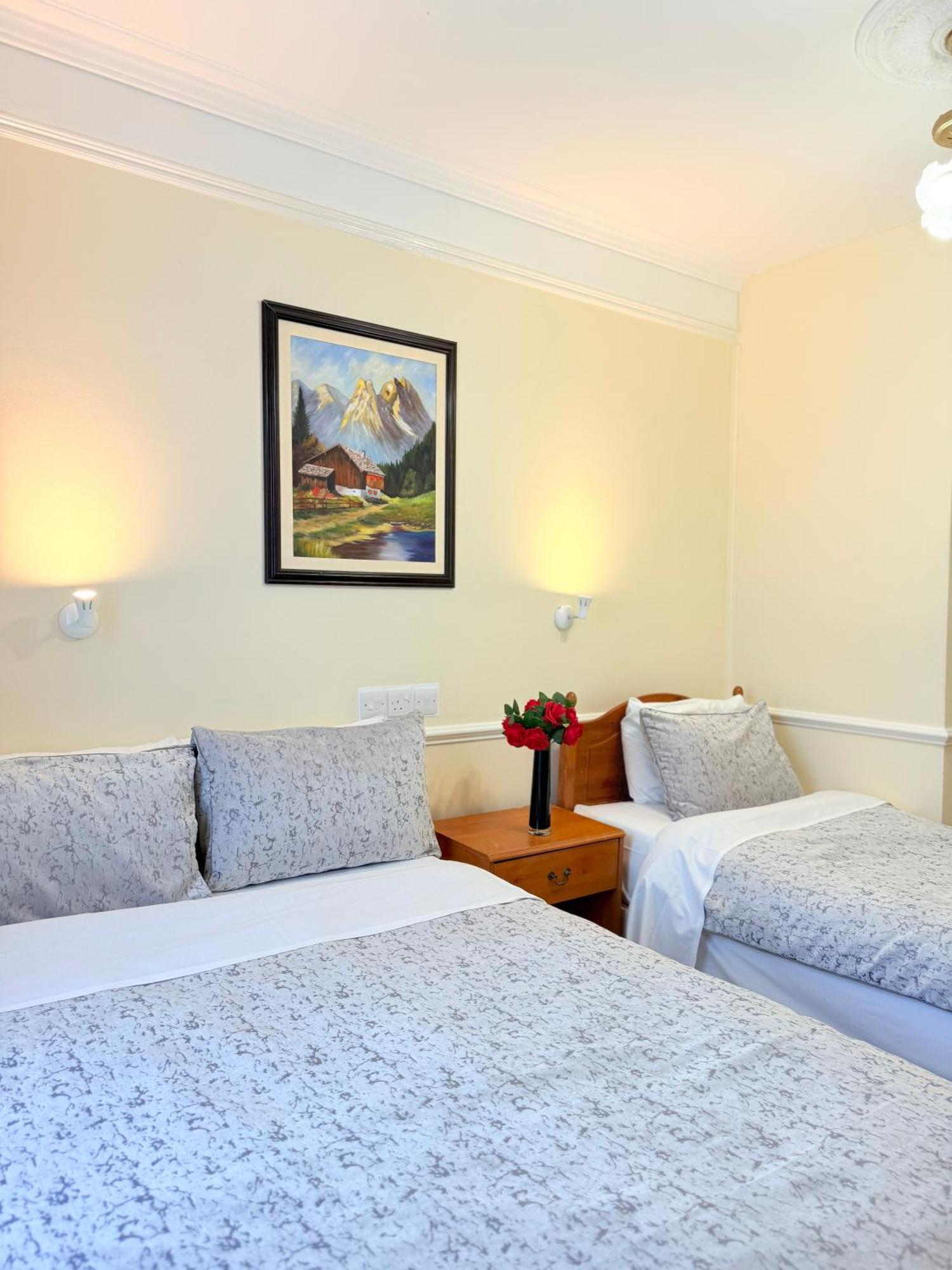Europa House Hotel, London Paddington Екстер'єр фото