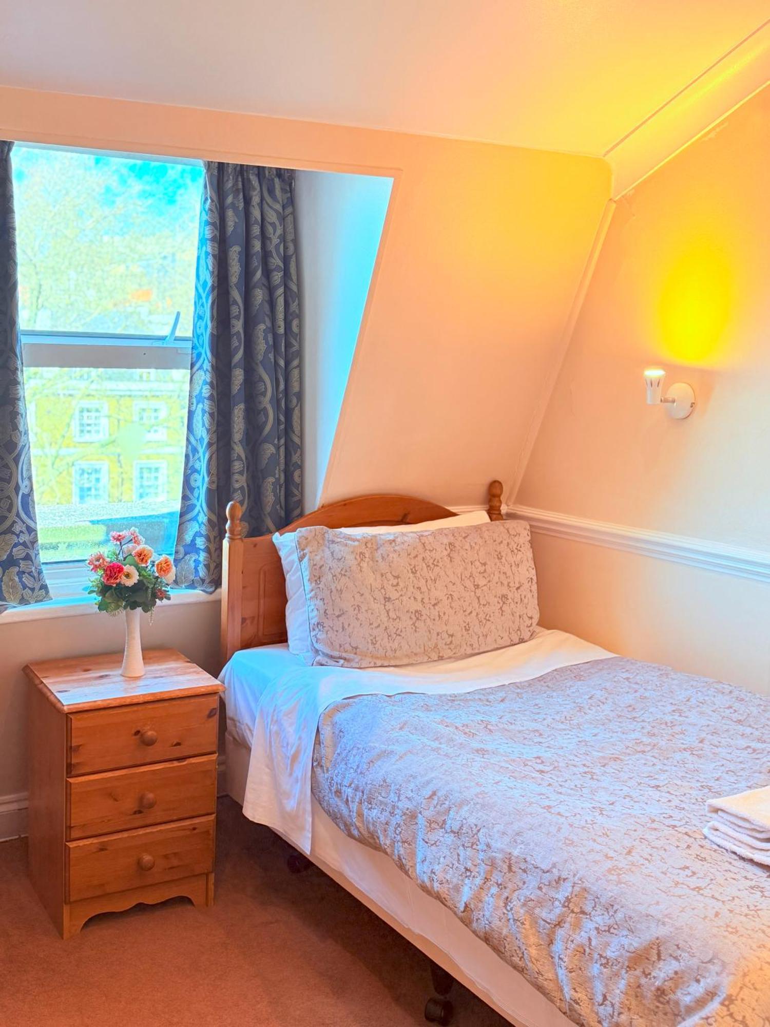 Europa House Hotel, London Paddington Екстер'єр фото